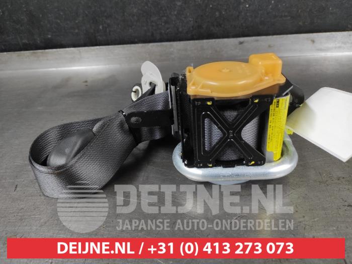 Toyota Avensis Sicherheitsgurt links vorne O689720