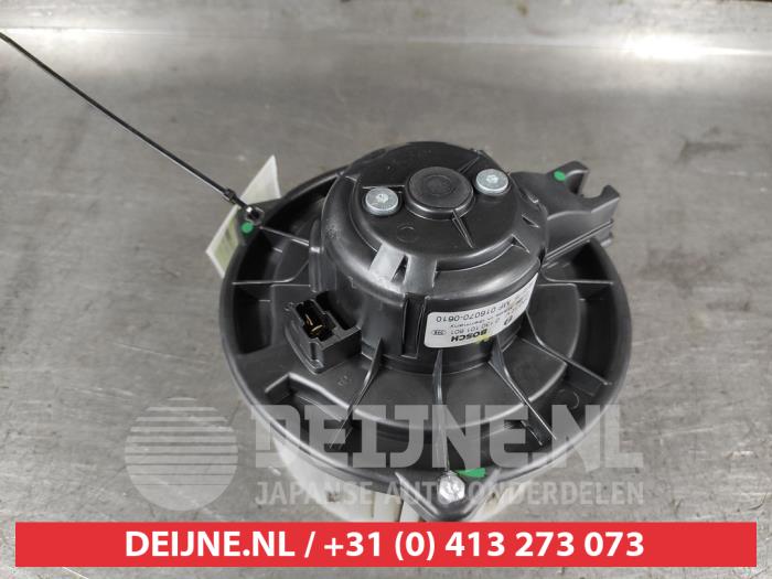 Toyota Avensis Heizung Belüftungsmotor O689730