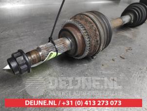 Toyota Avensis Front drive shaft, left O689743 photo 2