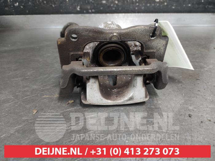 Toyota Avensis Remklauw (Tang) rechts-achter O689748