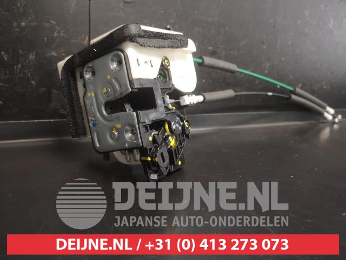 Hyundai I10 Rear door lock mechanism 4-door, left O689827