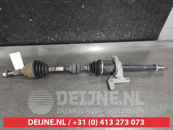 Nissan Pulsar Aandrijfas rechts-voor O689923