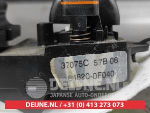 Toyota Corolla Verso Multi-functional window switch O689932 photo 2