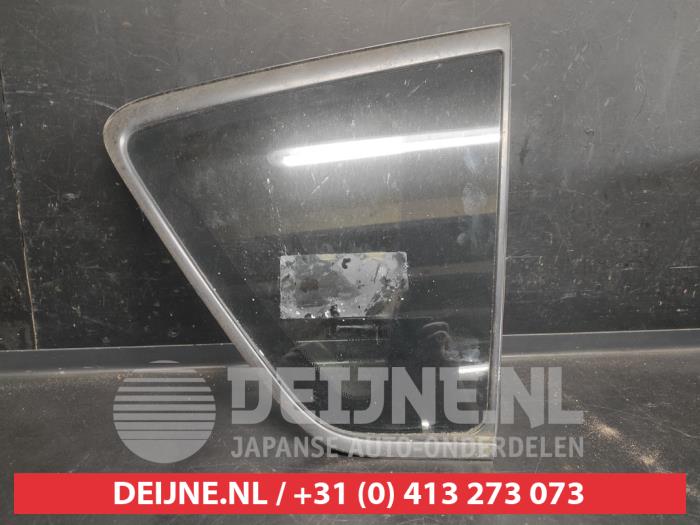 Toyota Corolla Verso Extra Ruit 4Deurs rechts-achter O689948