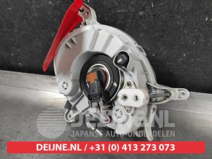 Hyundai Veloster Mistlamp links-voor O689965 foto 3