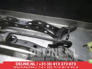 Hyundai Ioniq Rear support beam O689983 photo 2