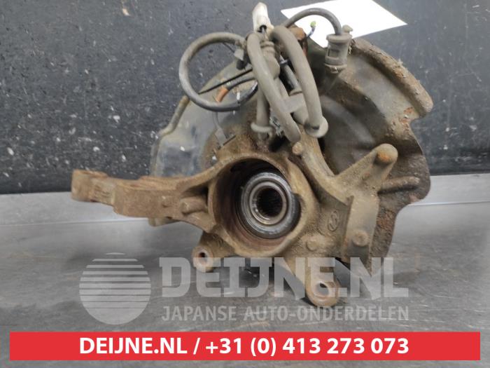 Hyundai Veloster Knuckle, front right O690009