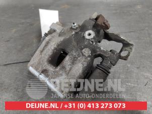 Hyundai Veloster Rear brake calliper, left O690015 photo 2