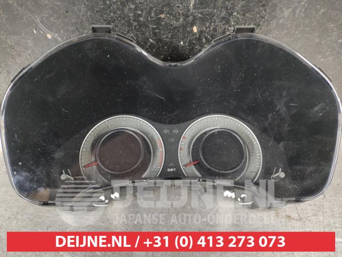 Toyota Auris Tacho - Kombiinstrument KM O690031