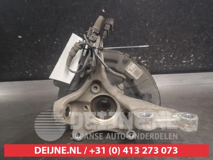 Hyundai Ioniq Fusee links-voor O690181