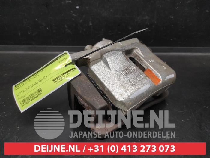 Mazda CX-5 Remklauw (Tang) links-voor O690305