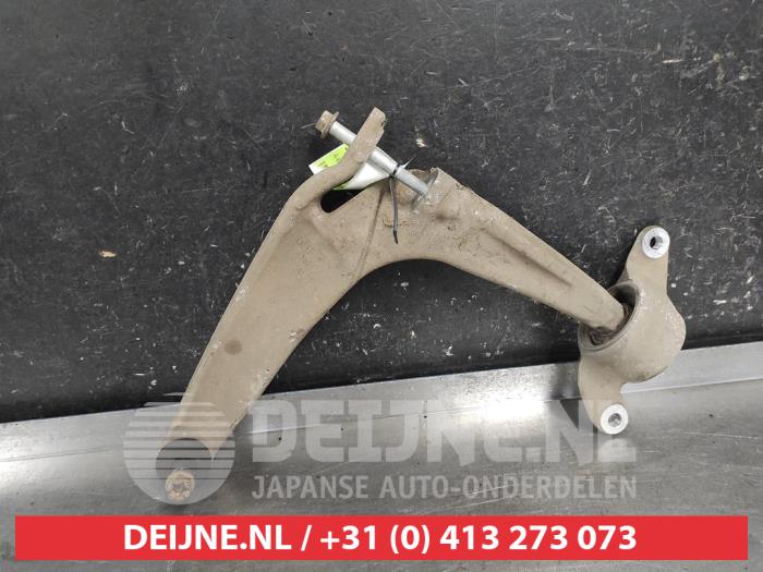 Honda Civic Draagarm onder links-voor O690352