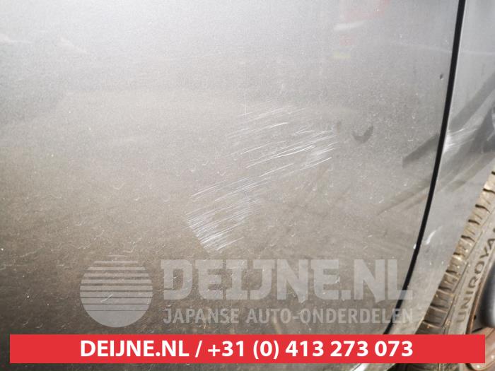 Suzuki Celerio Tür 4-türig rechts vorne O690378