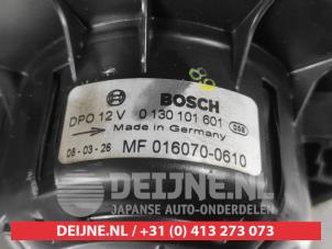 Toyota Corolla Verso Kachel Ventilatiemotor O690432 foto 3