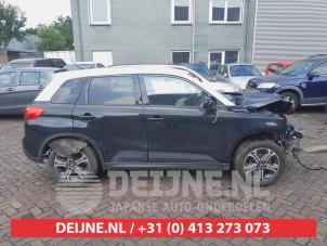 Suzuki Vitara Front door 4-door, right O690587 photo 2