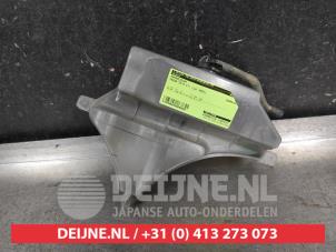 Gebruikte Expansievat Mazda CX-5 II (KF) 2.0 SkyActiv-G 165 16V 2WD Prijs € 50,00 Margeregeling aangeboden door V.Deijne Jap.Auto-onderdelen BV