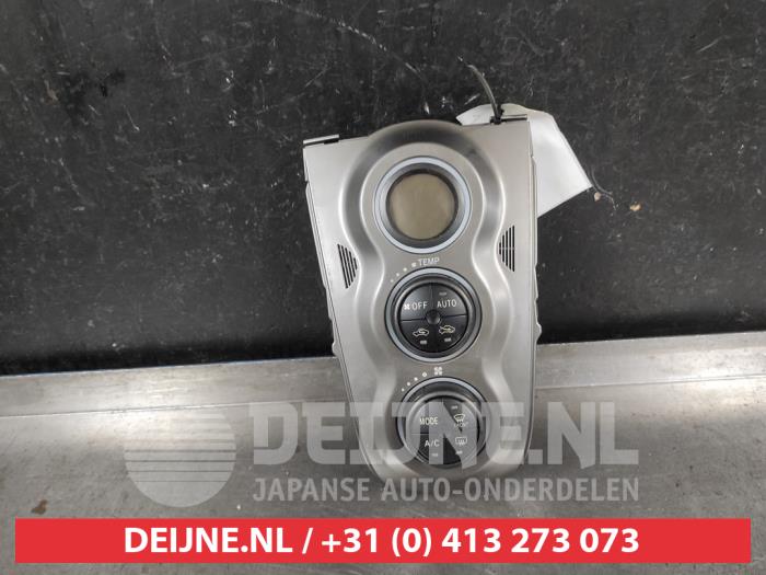 Toyota Yaris Heizung Bedienpaneel O690508