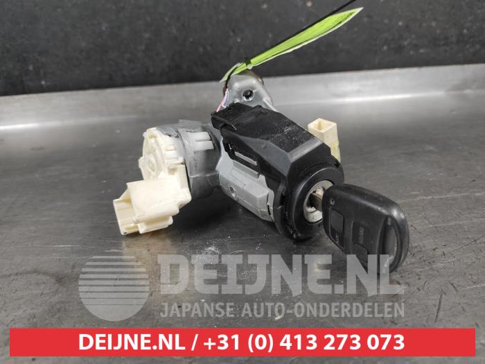 Toyota Yaris Zündschloss+Schlüssel O690509