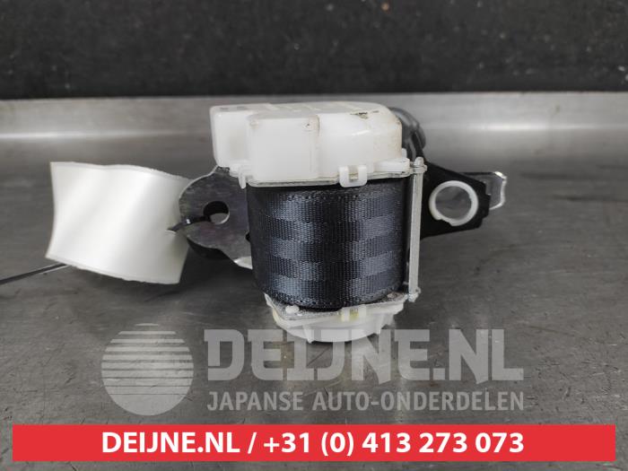 Toyota Aygo Veiligheidsgordel rechts-achter O690616