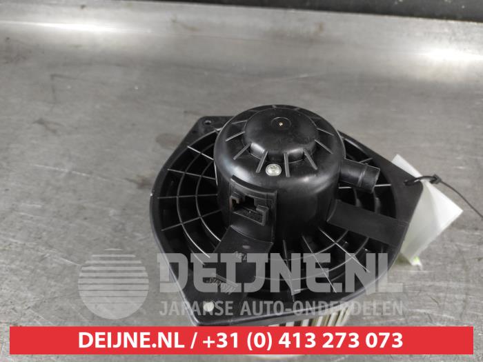 Mitsubishi Outlander Kachel Ventilatiemotor O690627