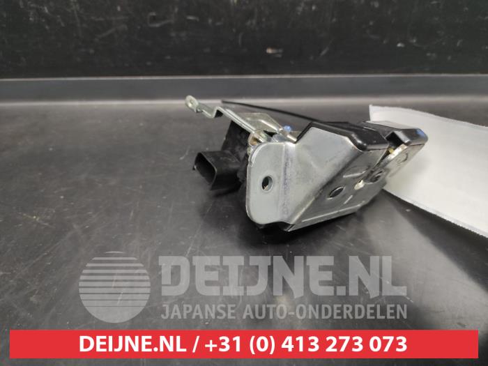Hyundai I20 Tailgate lock mechanism O690680