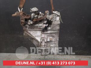 Toyota Aygo Gearbox O690717 photo 2