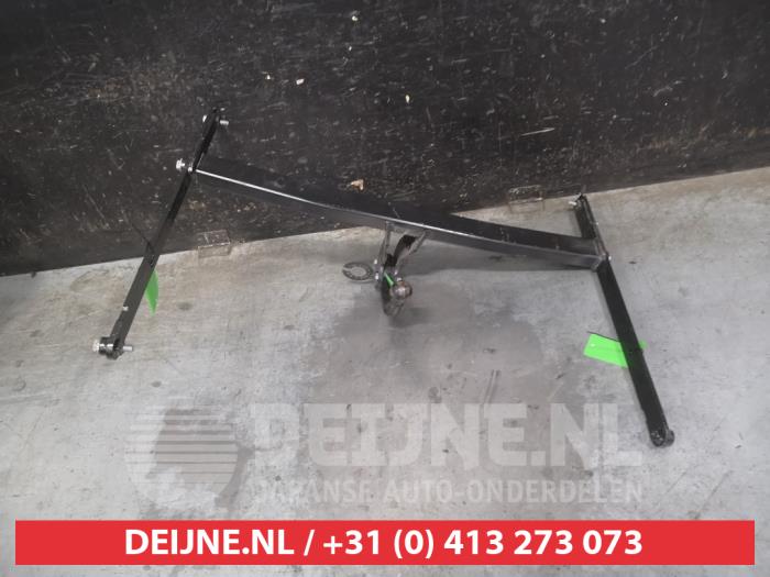 Mazda CX-30 Anhängerkupplung O690849