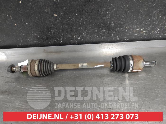 Kia Ceed Aandrijfas links-voor O690869