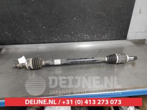 Gebruikte Homokineetas rechts-voor Toyota C-HR (X1,X5) 1.8 16V Hybrid Prijs € 100,00 Margeregeling aangeboden door V.Deijne Jap.Auto-onderdelen BV