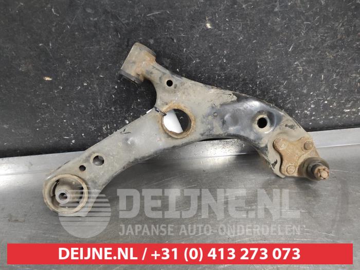 Toyota C-HR Draagarm onder rechts-voor O690972