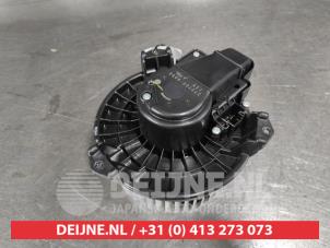 Gebruikte Chaufage Ventilatiemotor Toyota Prius Plus (ZVW4) 1.8 Hybrid 16V Prijs € 75,00 Margeregeling aangeboden door V.Deijne Jap.Auto-onderdelen BV