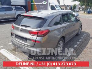 Hyundai I30 Tailgate reflector, right O691083 photo 3