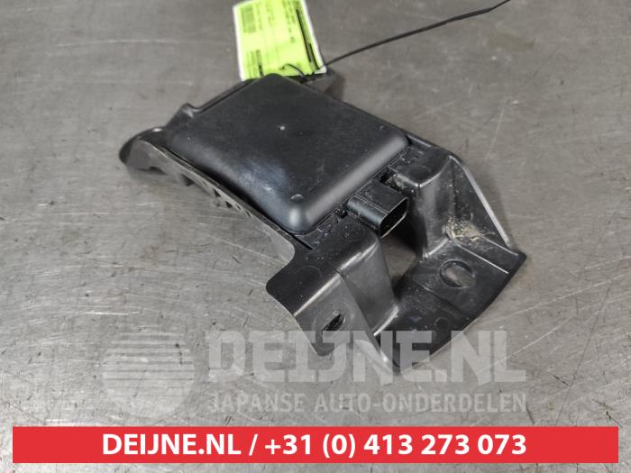 Suzuki Vitara Blind spot sensor O691108