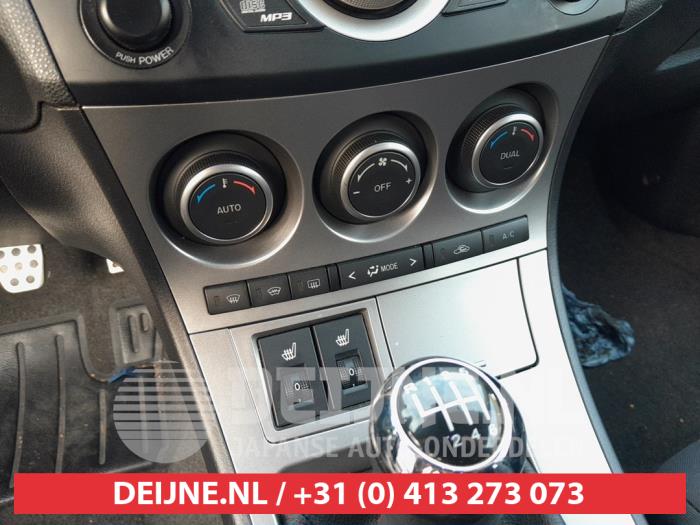 Mazda 3 Heizung Bedienpaneel O691322