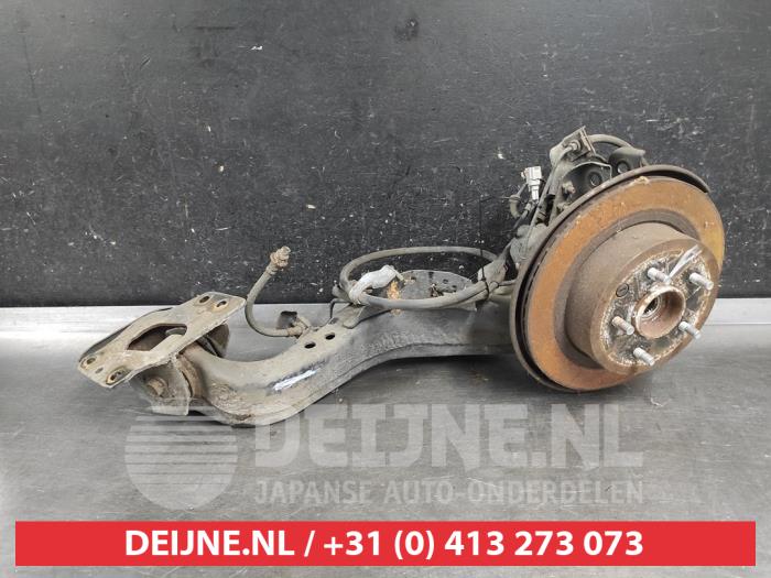 Nissan X-Trail Achsschenkel links hinten O691347