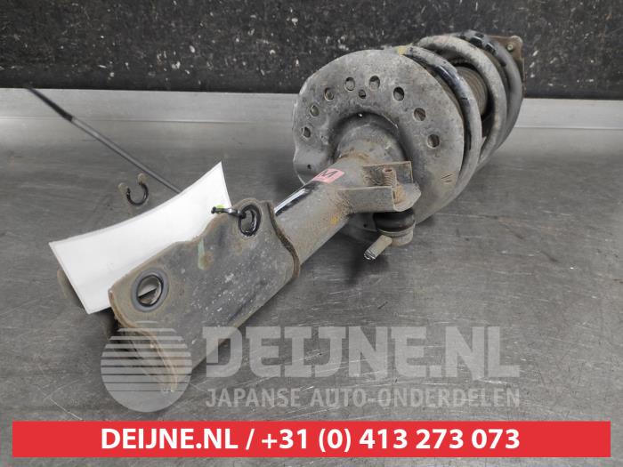 Nissan X-Trail Stoßdämpferstrebe links vorne O691378