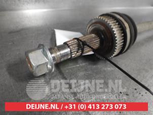Nissan X-Trail Aandrijfas rechts-achter O691380 foto 2