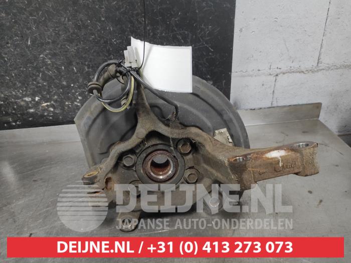 Nissan X-Trail Achsschenkel links vorne O691381