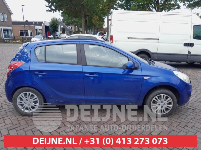 Hyundai I20 Portierruit 4Deurs rechts-achter O691521