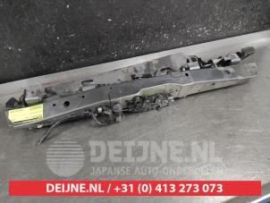 Nissan Qashqai Schlossträger vorne O691564 foto 2