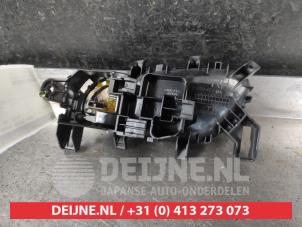 Nissan Qashqai Front door handle 4-door, right O691585 photo 2