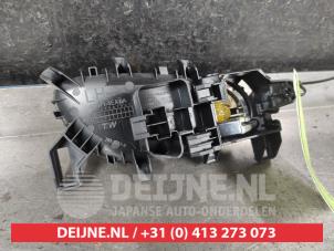 Nissan Qashqai Türgriff 4-türig links hinten O691587 foto 2