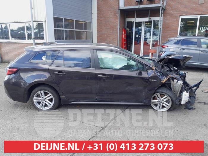 Toyota Corolla Extra Ruit 4Deurs rechts-achter O691614