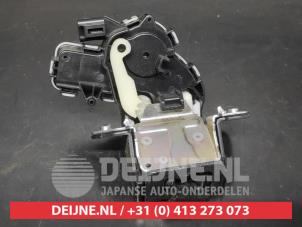 Mazda CX-5 Slotmechaniek Achterklep O691845 foto 2