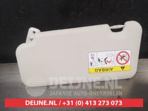 Mazda 2 Zonneklep O691865 foto 2