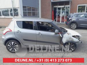 Suzuki Swift Tür 4-türig rechts hinten O691793 foto 3