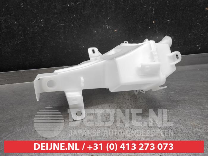 Toyota Yaris Scheibensprühertank vorne O9990009619