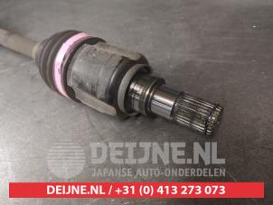 Suzuki Swift Antriebswelle links vorne O691958 foto 2
