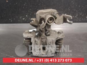 Suzuki Swift Rear brake calliper, right O691962 photo 3