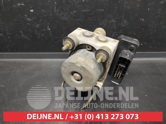 Mitsubishi Outlander ABS pump O692101